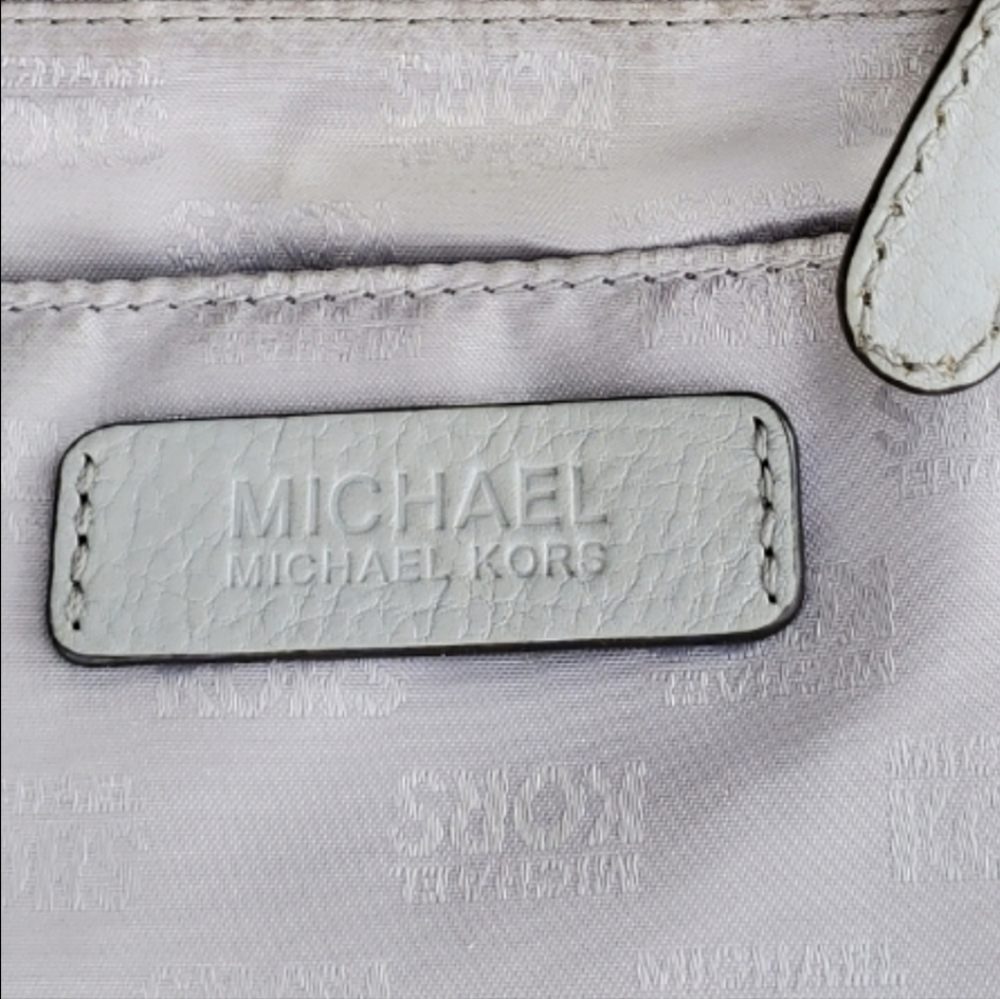 Michael Kors Jet Set Signature Light Grey Canvas Leather East West Shoulder Tote - Picture 8 of 11